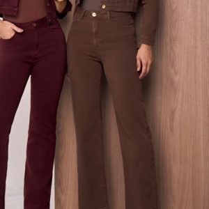 Calça reta marrom texturizada 40 e 42